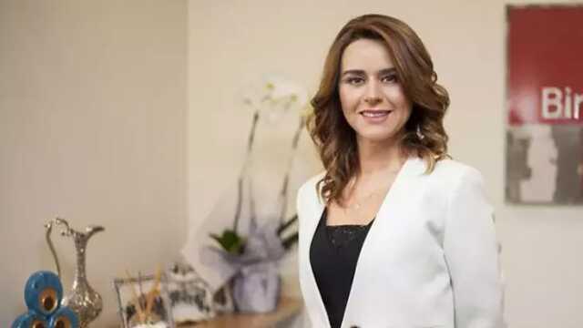 Fatih Terim, Seçil Erzan'a kaç milyon dolar kaptırdı? Avukatı ilk kez rakam verdi Fatih Terim, Seçil Erzan'a kaç milyon dolar kaptırdı? Avukatı ilk kez rakam verdi