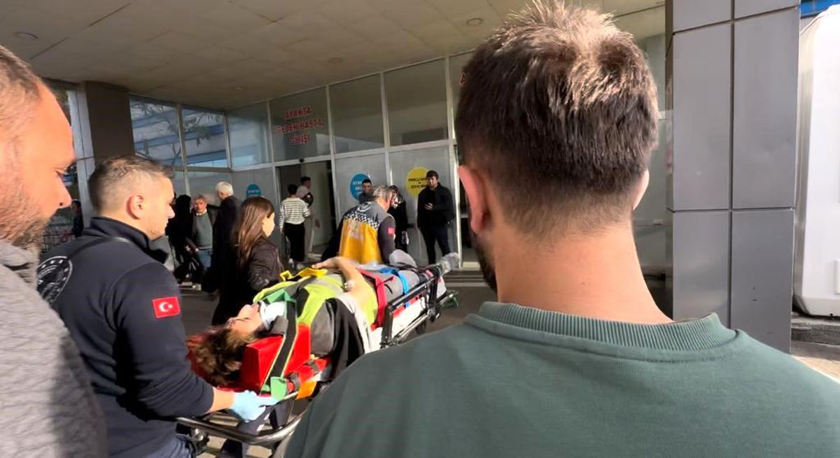 Hastane inşaatında işçi düştü
