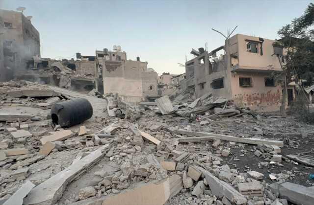 İsrail'in Gazze'ye saldırıları sonucu hayatını kaybedenlerin sayısı 178'e yükseldi İsrail'in Gazze'ye saldırıları sonucu hayatını kaybedenlerin sayısı 178'e yükseldi