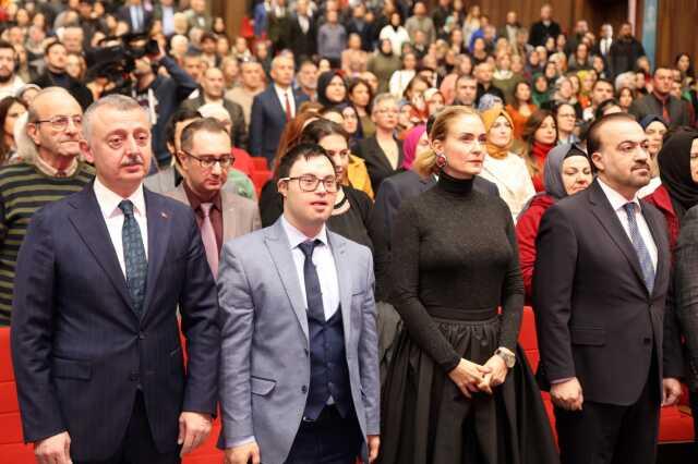 Kocaeli Büyükşehir Belediyesi, 100. Yıl Kutlamasında 100 Özel Eğitim Sınıfını Açtı Kocaeli Büyükşehir Belediyesi, 100. Yıl Kutlamasında 100 Özel Eğitim Sınıfını Açtı