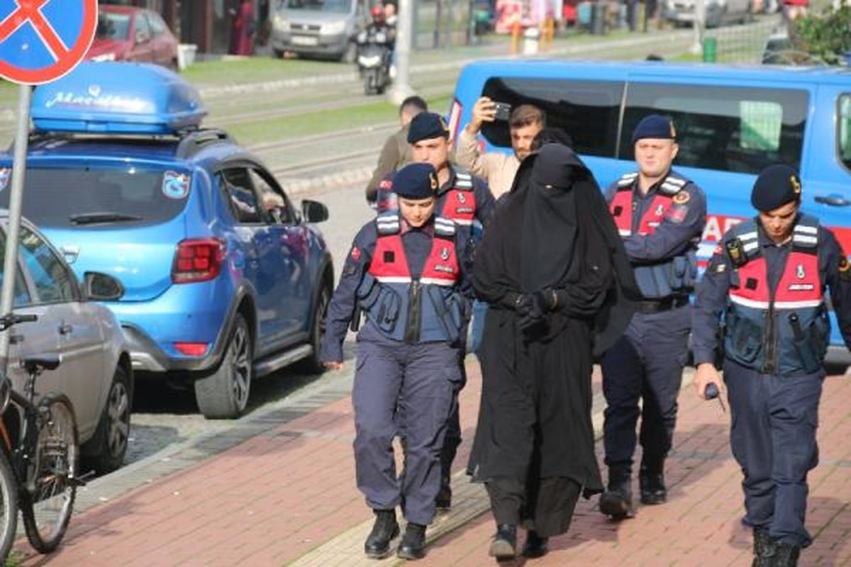Kocaeli'de DEAŞ Terör Örgütüne Üye Olan 2 Kişi Yakalandı