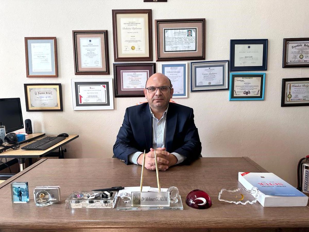 Doç. Dr. Mehmet Günlük, Milas Belediye Başkanlığı için aday adayı oldu