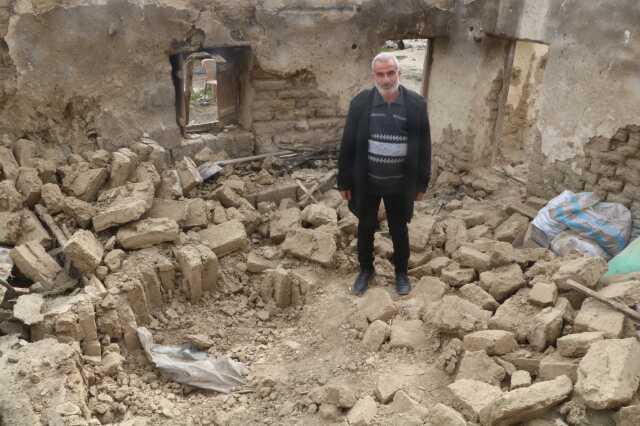 Odun almak için girdiği kerpiç ev mezarı oldu Odun almak için girdiği kerpiç ev mezarı oldu