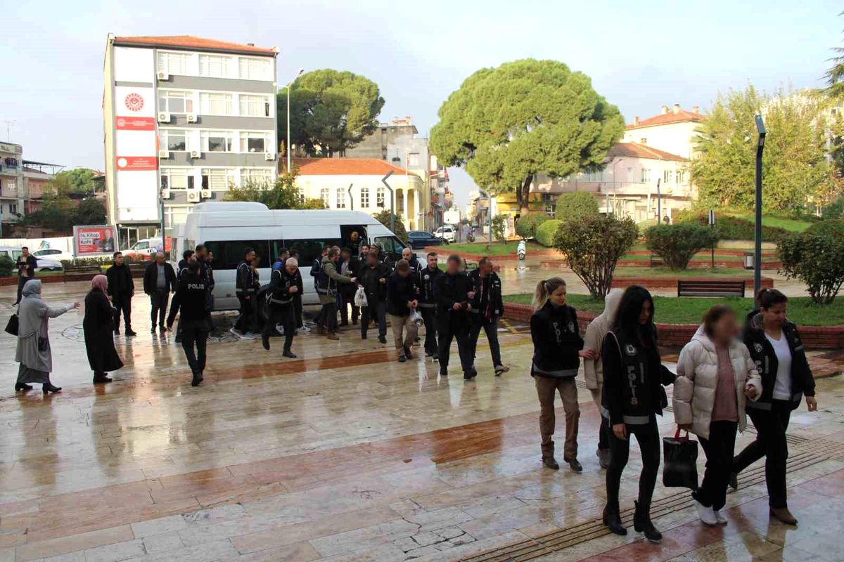 Aydın'da Emeklilik Dolandırıcılığı Çetesi Çökertildi
