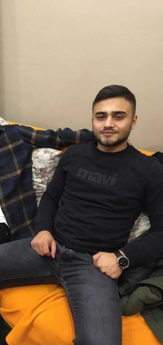 Tekel bayisi saldırısında can veren Batuhan Bayındır'ın ailesi 3 milyon lira karşılığında şikayetini geri çekti Tekel bayisi saldırısında can veren Batuhan Bayındır'ın ailesi 3 milyon lira karşılığında şikayetini geri çekti