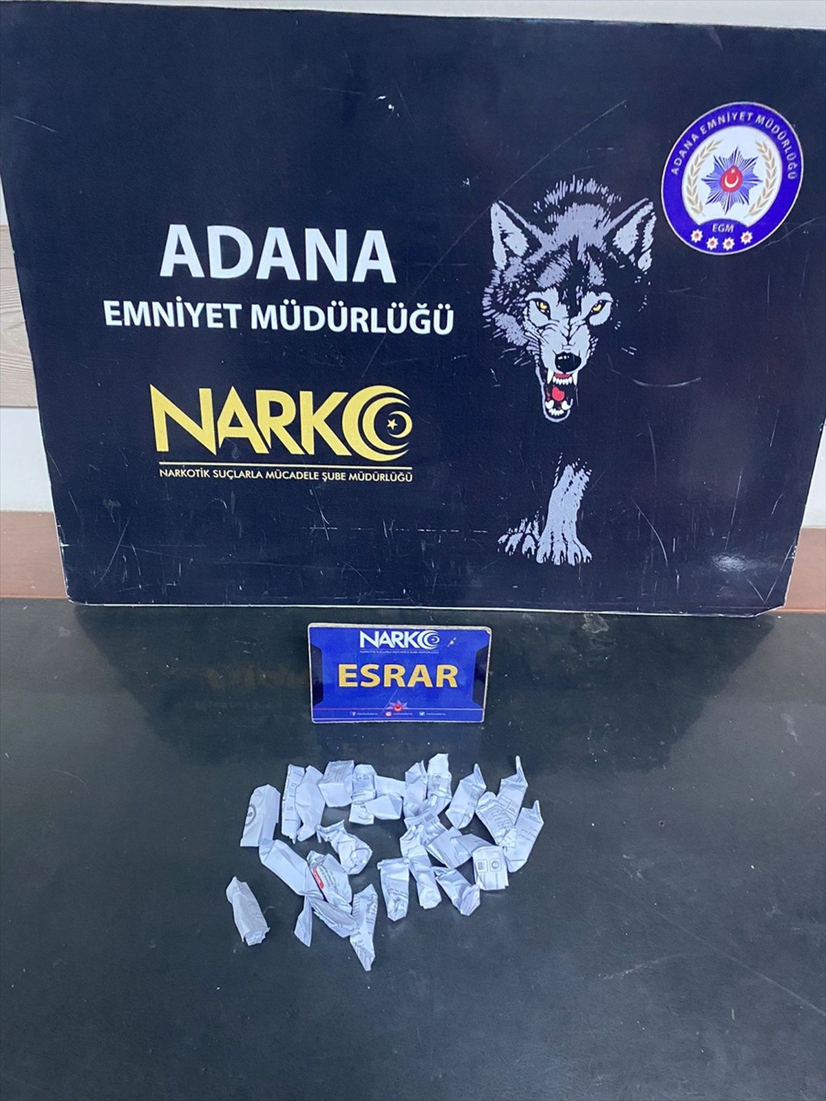 Adana'da uyuşturucu operasyonunda 2 zanlı tutuklandı