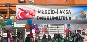 Burdur'da Filistinlilere Destek Amacıyla Hayır Çarşısı Açıldı