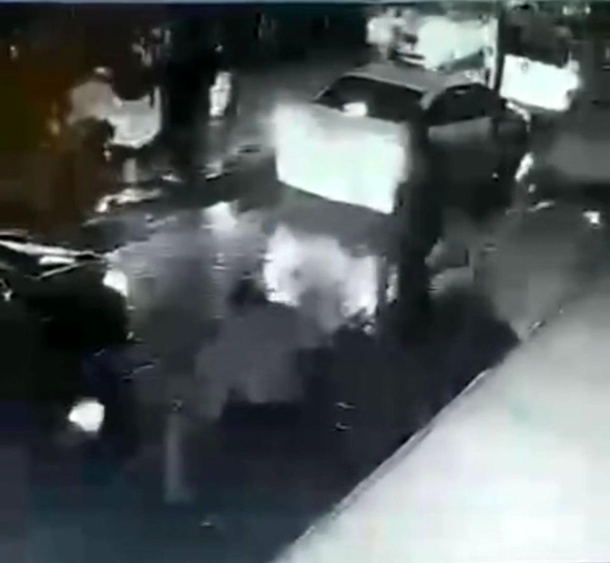 Kağıthane'de Silahlı Saldırı Anları Görüntülendi