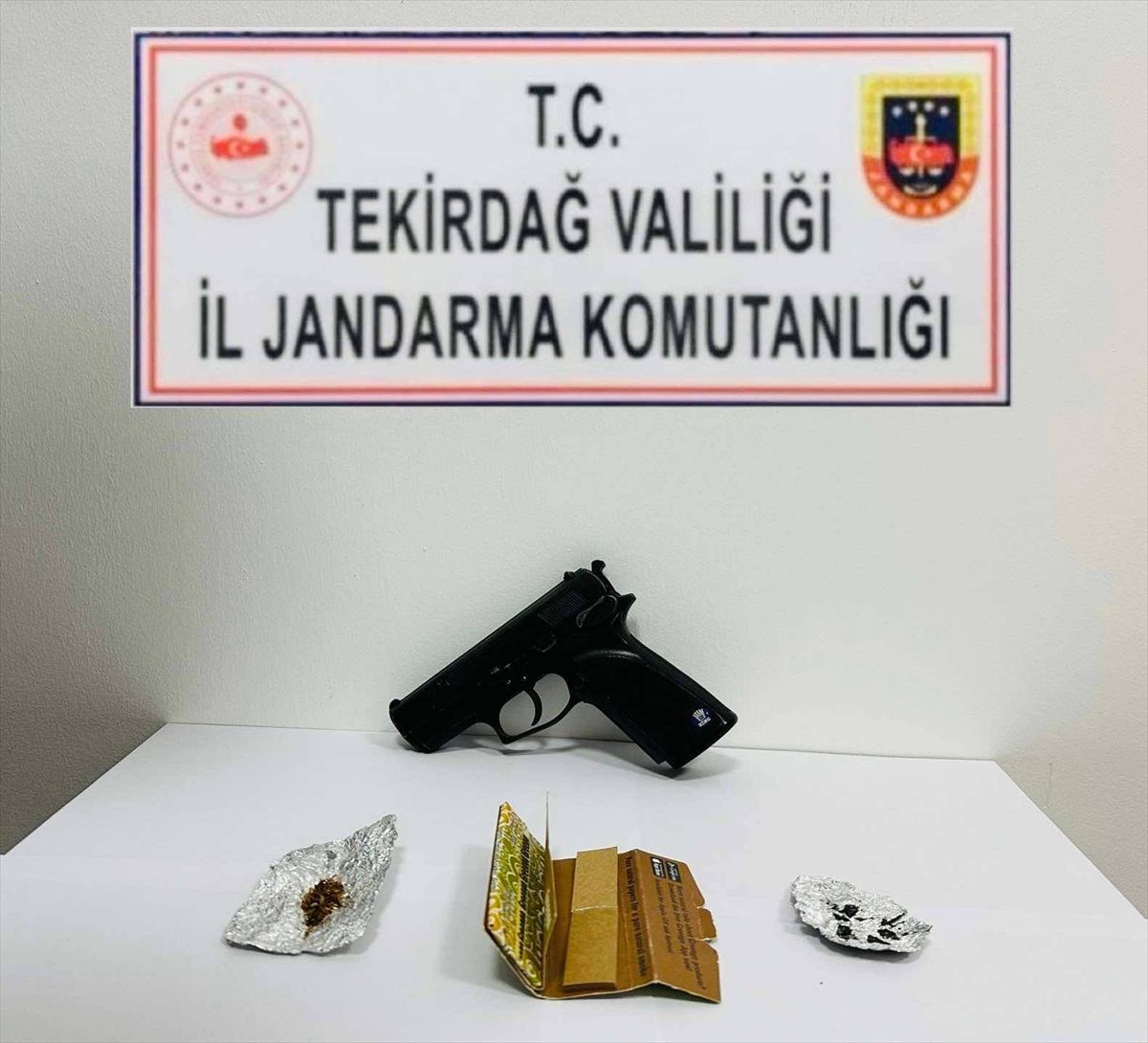 Tekirdağ'da Uyuşturucu Ticareti Yapan 7 Şüpheli Gözaltına Alındı