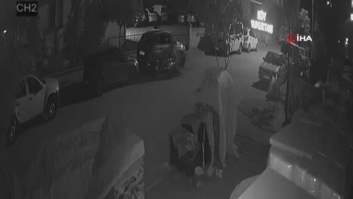 Yarış motosikletlerini çalıp gezdi, yakalanınca 'Motosikletleri görüp beğendim' dedi