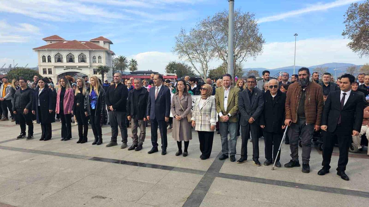 Bandırma'da Dünya Engelliler Günü törenle kutlandı