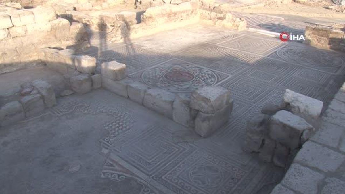 Bin 700 yıllık mozaiklerde üç boyutlu desenler Görenler işçiliğe hayran kalıyor