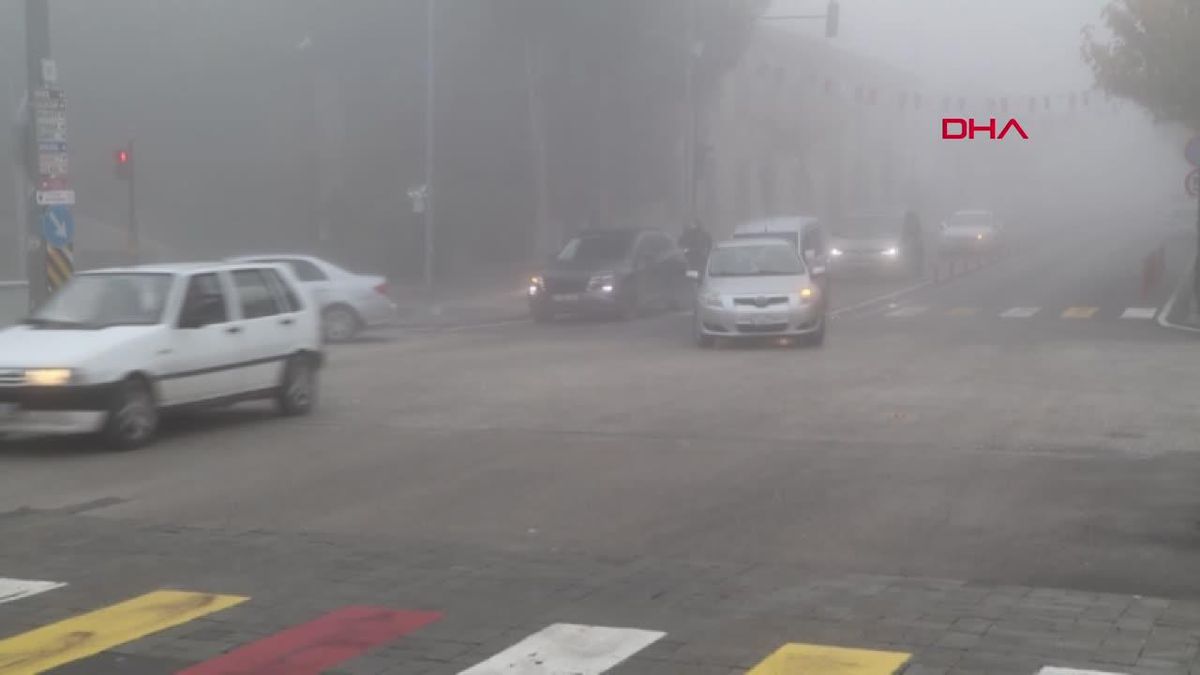 Burdur'da Yoğun Sis Ulaşımı Olumsuz Etkiledi