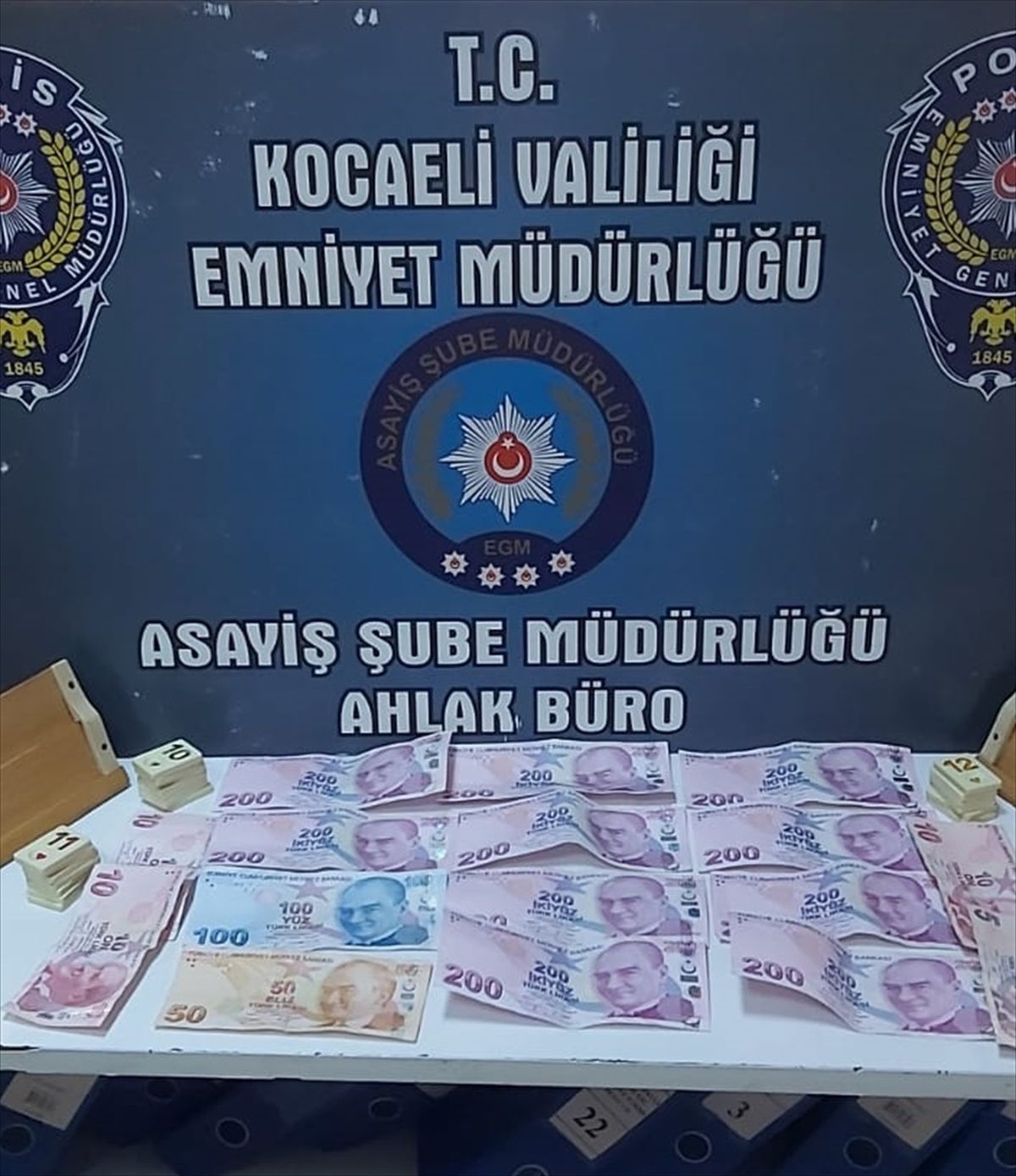 Kocaeli'de Kumar Oynayan 7 Kişiye Para Cezası