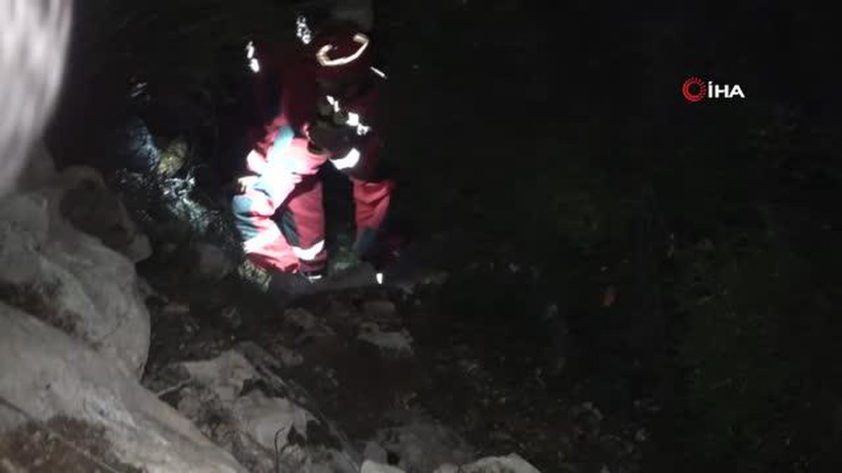 Muğla'da uçurumdan düşen kişi sağ olarak kurtarıldı