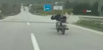 Sakarya'da Tehlikeli Motosiklet Yolculuğu