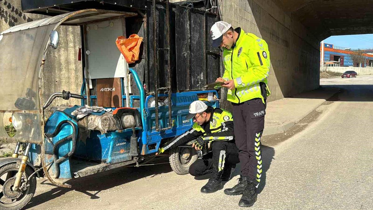 Düzce'de Çalıntı Motosiklet Yakalandı
