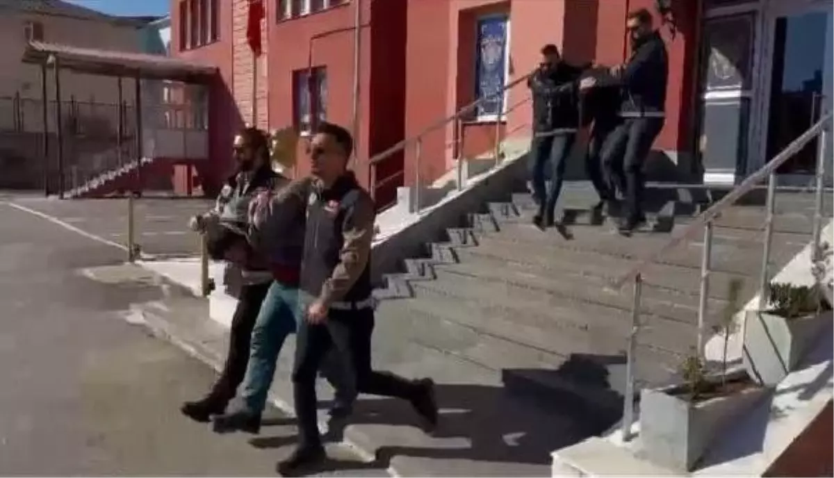 Yüksekova'da 12 Kilo Metamfetamin Ele Geçirildi