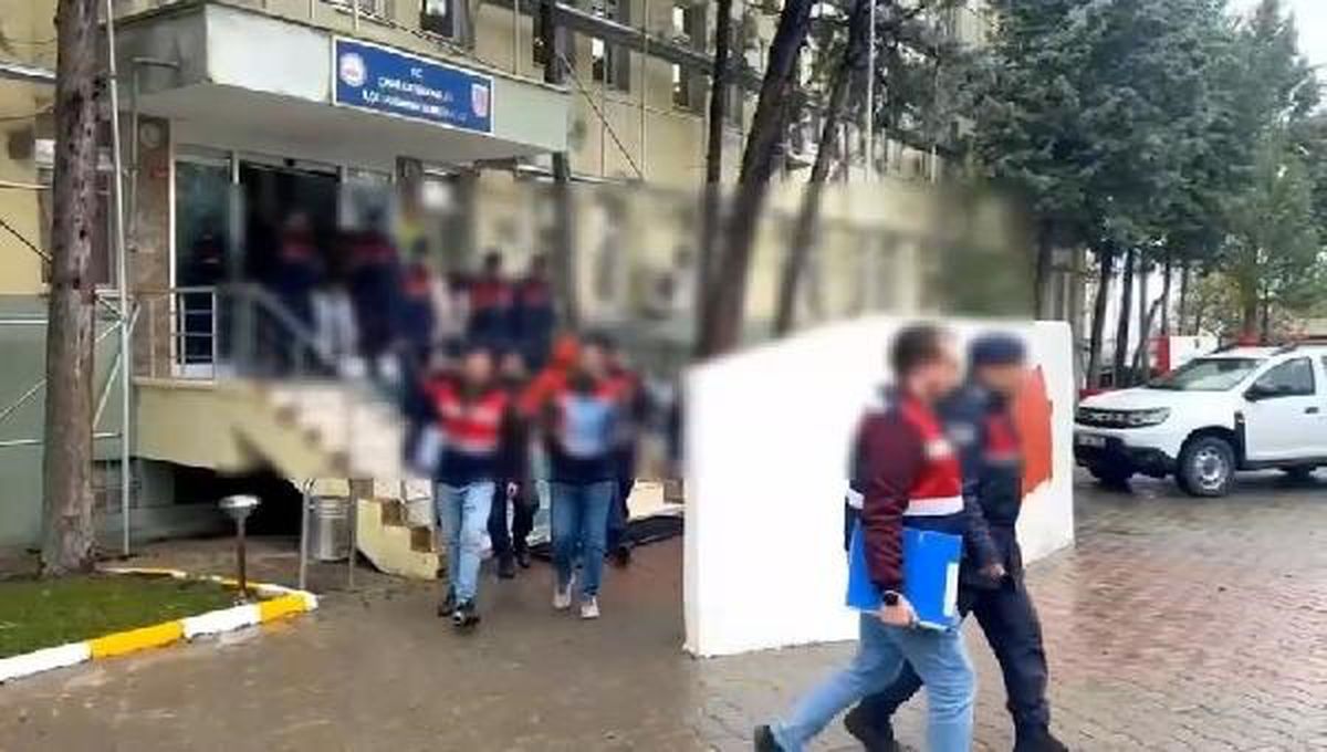 Dolandırıcılık Operasyonunda 5 Şüpheli Tutuklandı
