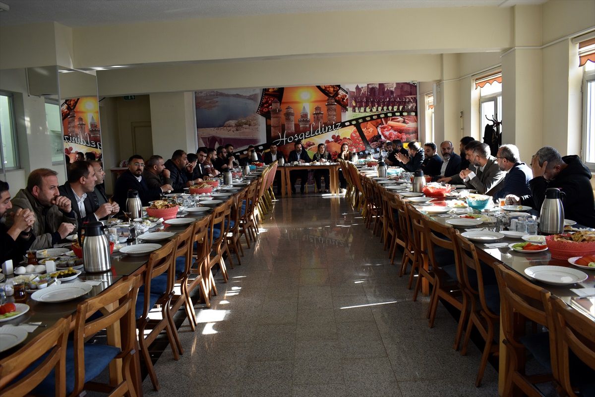 AK Parti Bitlis İl Başkanı Kadir Köstekçi Basın Mensuplarıyla Buluştu