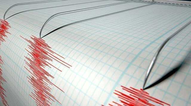 İstanbul'da nerede deprem oldu? 4 Aralık İstanbul'da deprem mi oldu, kaç şiddetinde?