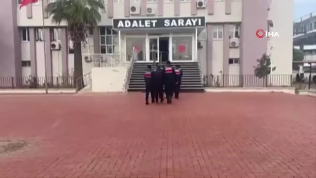Ayvalık'ta 21 düzensiz göçmen yakalandı