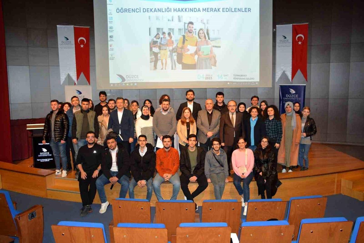 Düzce Üniversitesi Öğrenci Dekanlığı Hakkında Merak Edilenler Programı Gerçekleştirildi