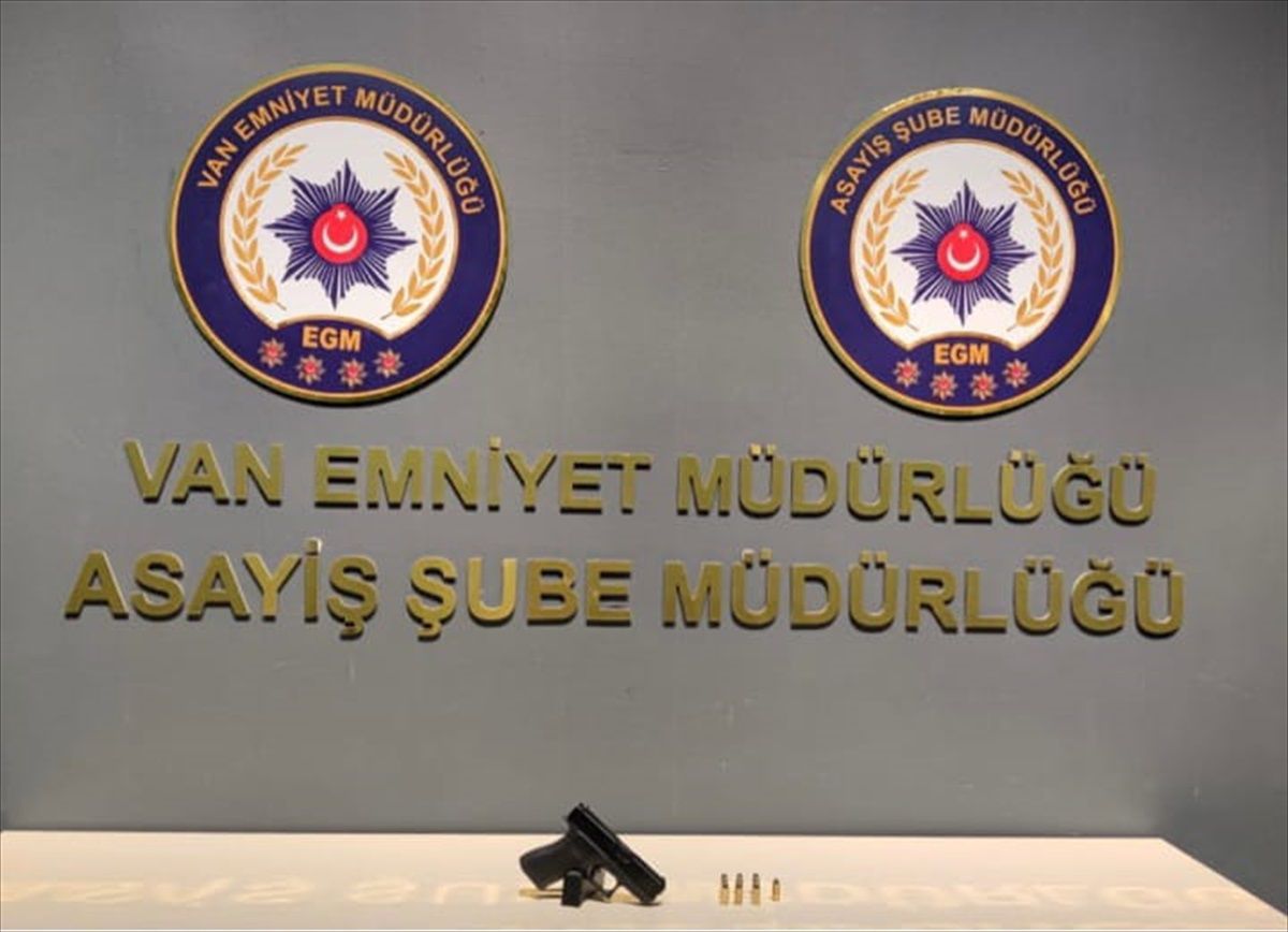 Van'da gerçekleştirilen asayiş operasyonlarında 21 kişi tutuklandı