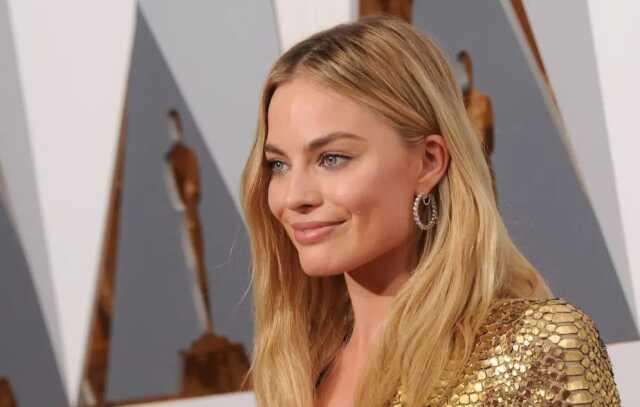 Hollywood yıldızı Margot Robbie, THY'nin reklam yüzü oldu Hollywood yıldızı Margot Robbie, THY'nin reklam yüzü oldu