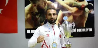 Mersinli Milli Sporcu Ünal Alkayış Kick Boks Dünya Şampiyonası'ndan Altın Madalya İle Döndü