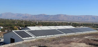 Elazığ'da Mobilya Üreticisi Güneş Enerjisi Santrali Kurarak Elektrik Tüketimini Karşılıyor