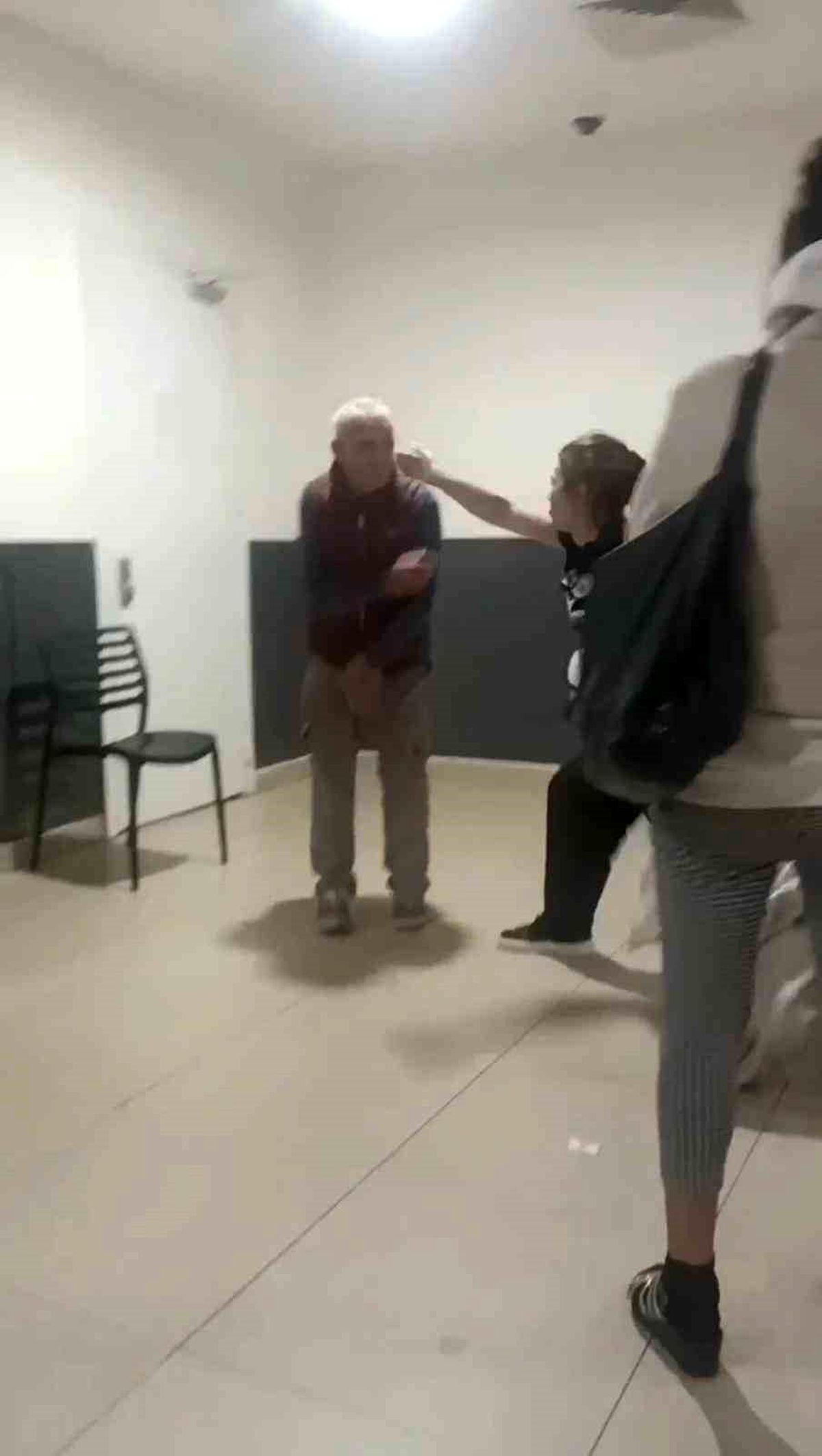 Şişli'de Alkollü Kadın Hastaneyi Birbirine Kattı