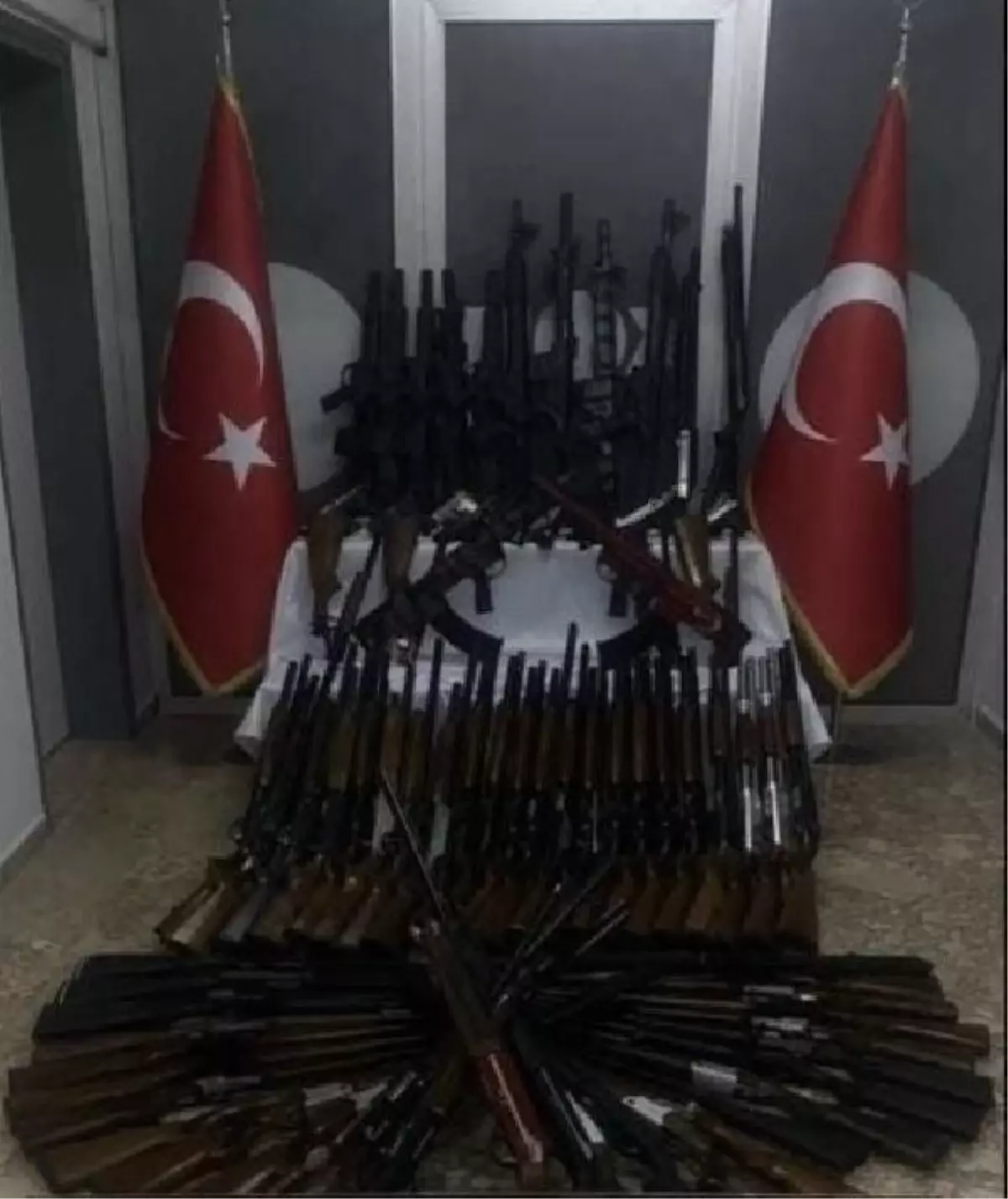 Kaçak silah ticareti yapanlar serbest bırakıldı