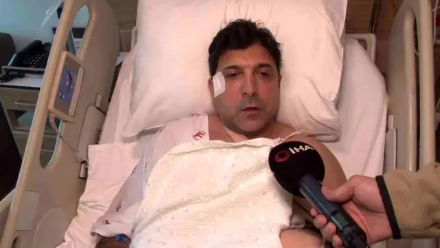 Sokak ortasında tekme tokat dövülen Oktay Derelioğlu'nun son hali kavganın boyutunu gözler önüne serdi Sokak ortasında tekme tokat dövülen Oktay Derelioğlu'nun son hali kavganın boyutunu gözler önüne serdi