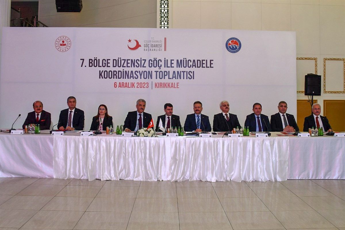 Kırıkkale'de düzensiz göçle mücadele toplantısı düzenlendi