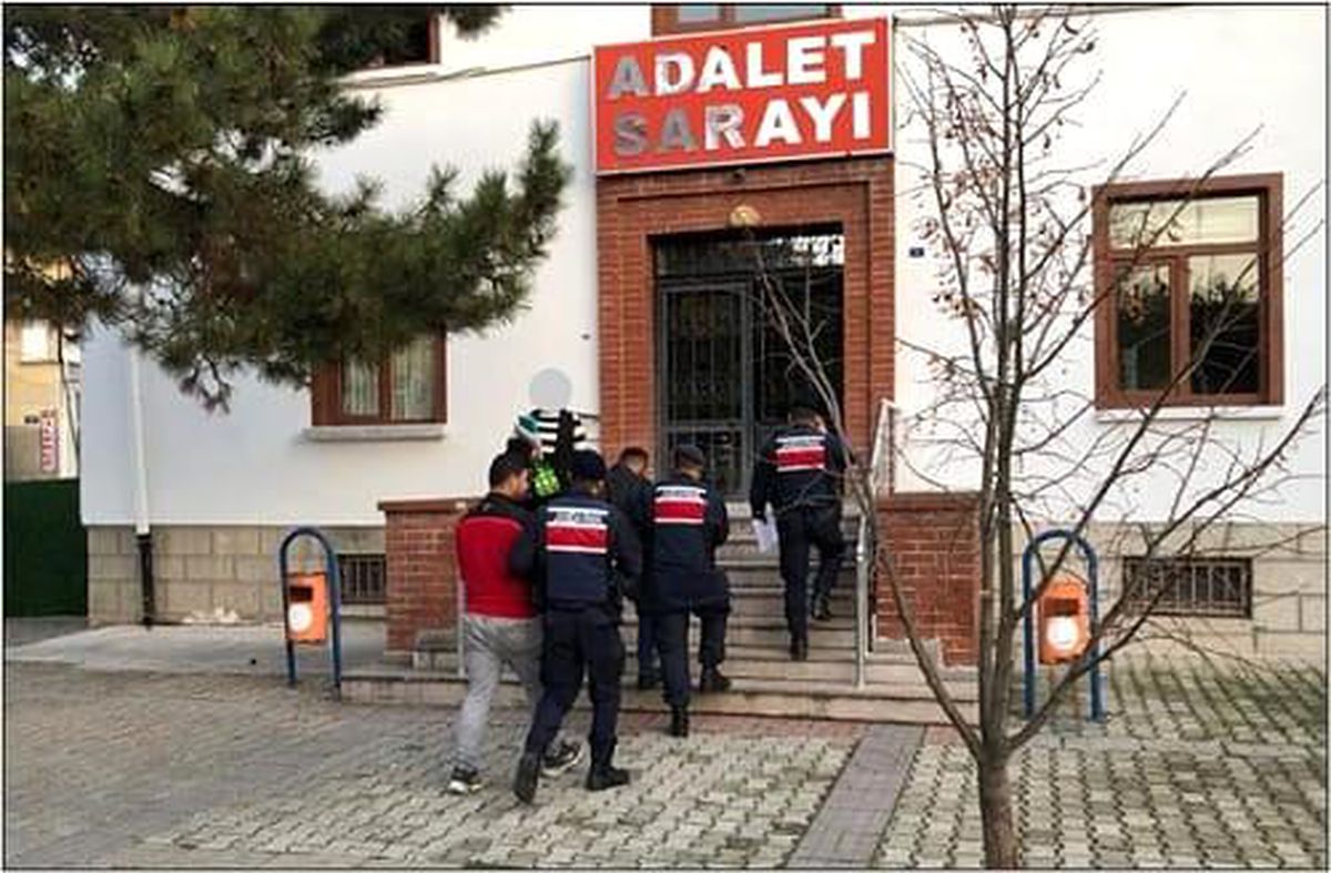 Eskişehir'de Hırsızlık Şüphelileri Afyonkarahisar'da Yakalandı