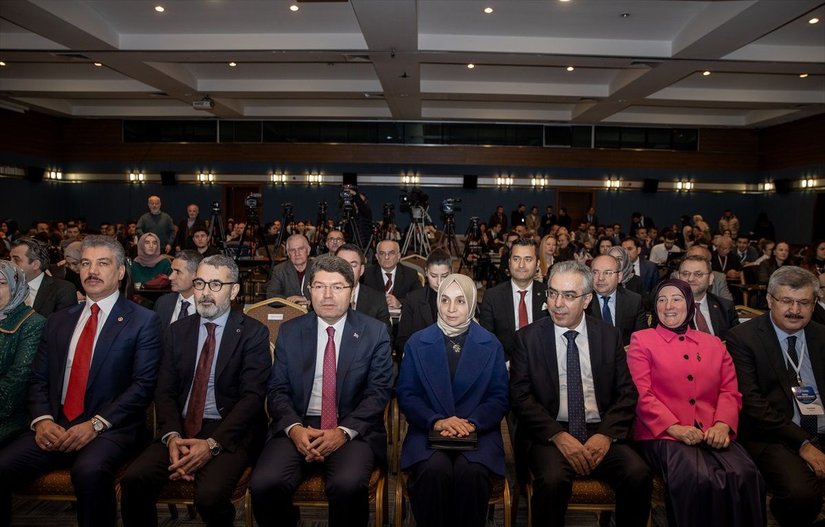 Adalet Bakanı Tunç, 'Dünya İnsan Hakları Sempozyumu'nda konuştu Açıklaması