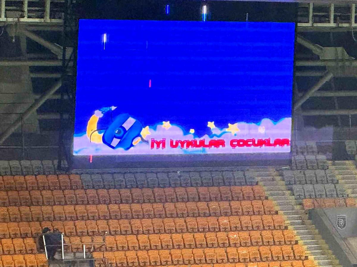 Başakşehir, Şanlıurfaspor maçında UEFA Şampiyonlar Ligi müziği çalındı