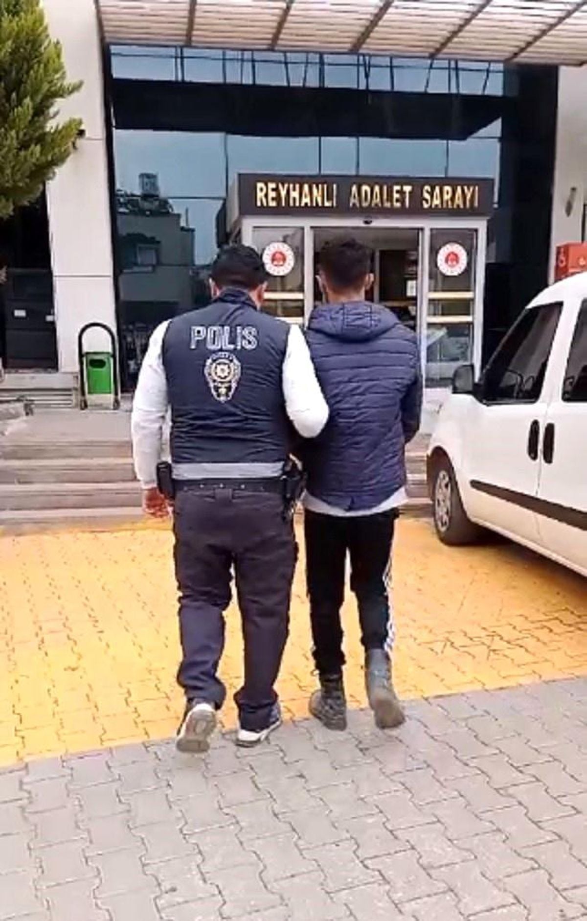 Hatay'da otomobil ve motosiklet hırsızlığı şüphelileri tutuklandı