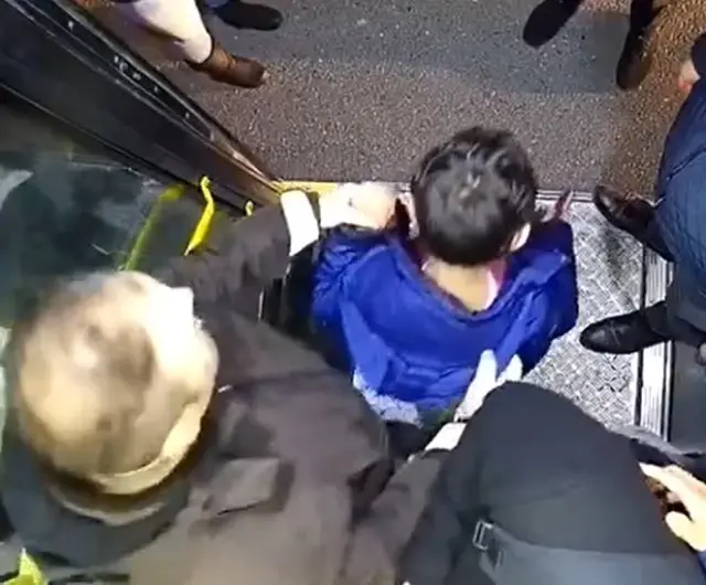 İstanbul Küçükçekmece'de bir aile çocuğunu otobüste unuttu