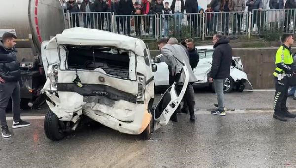 Dilovası'nda Tanker Kazası: 3 Kişi Yaralandı