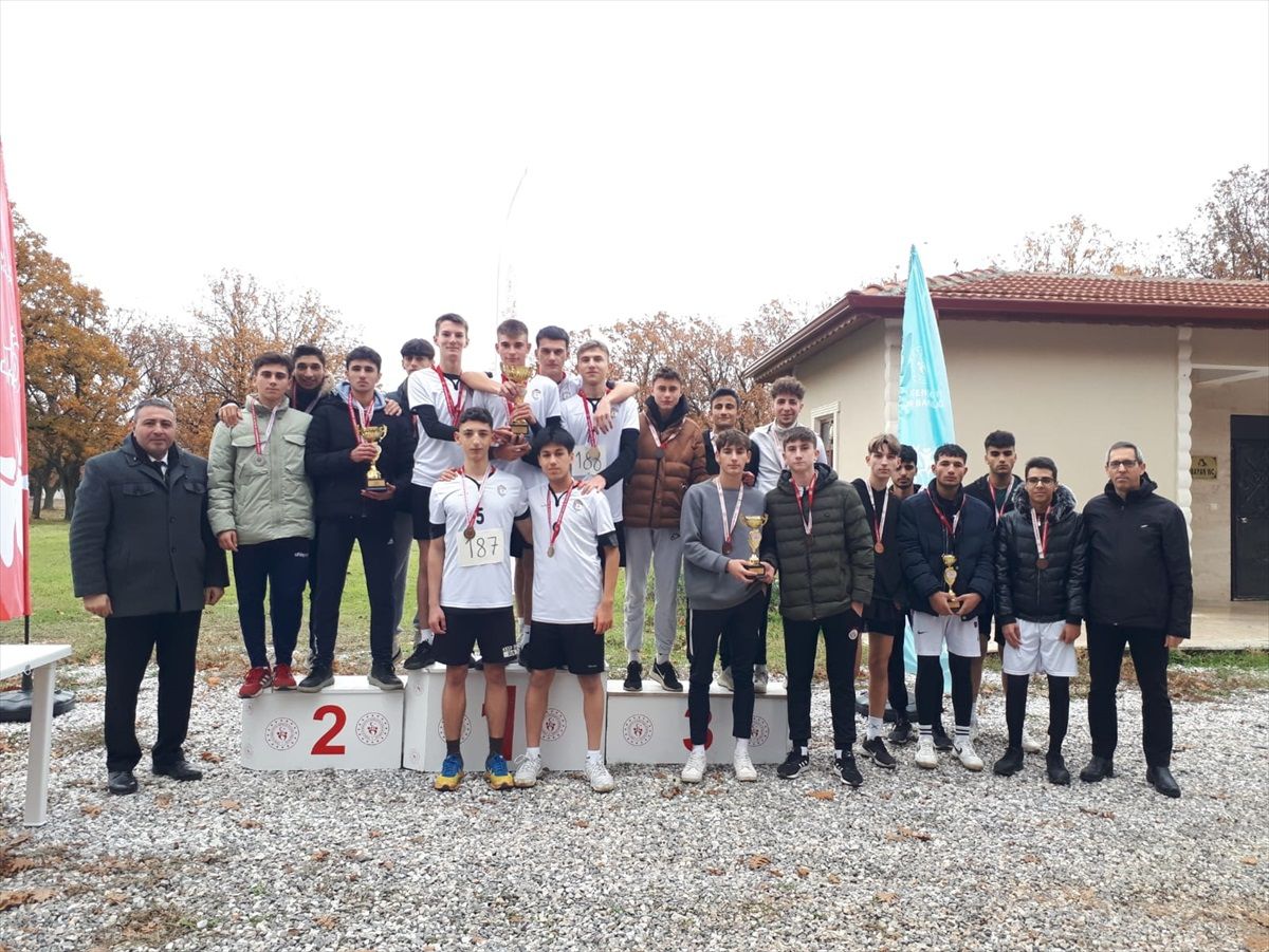 Kırklareli'nde Okul Sporları Kros Müsabakaları Sonuçlandı