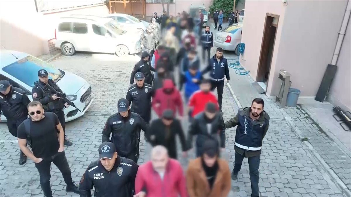 Konya'da çeşitli suçlardan aranan 93 kişi yakalandı
