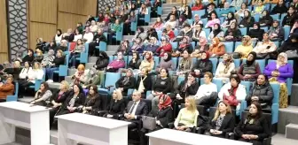 Dünya Kadın Hakları Günü'nde 'Kadın hakları ve aile içi iletişim' semineri düzenlendi