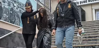 Sosyal medya fenomeni Gizem Bağdaçiçek, cinsel içerikli görüntüleri nedeniyle gözaltına alındı