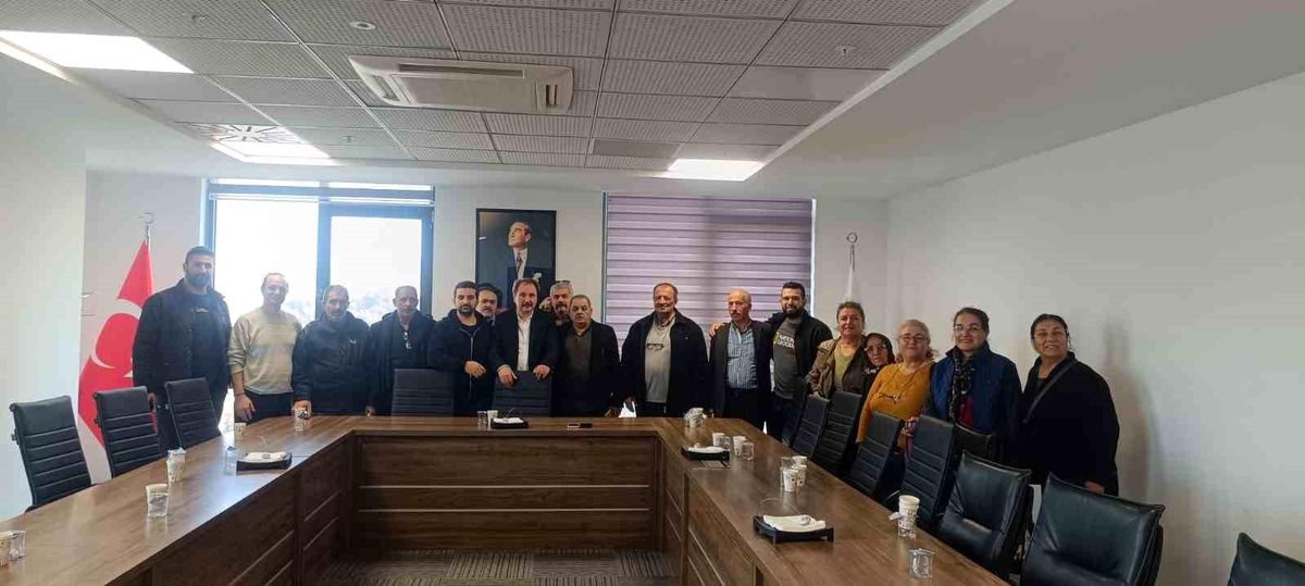 İzmir'in Naldöken Mahallesi doğalgaza kavuşmak için mücadele veriyor