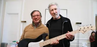 George Roger Waters ve Kolombiya Cumhurbaşkanı Gustavo Petro Filistin Bayrağı Açtı