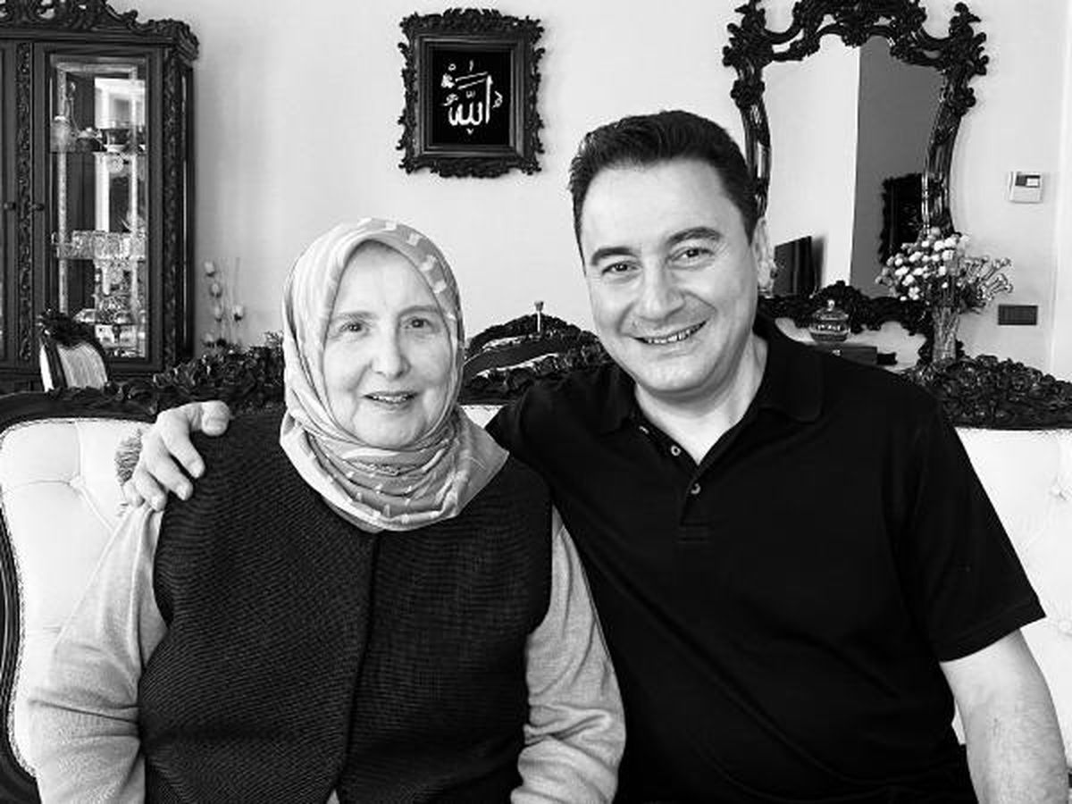 DEVA Partisi Genel Başkanı Ali Babacan'ın annesi Güner Babacan hayatını kaybetti