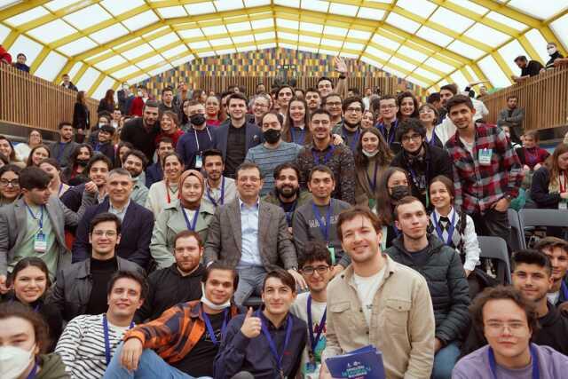 İBB BURS SONUÇLARI SON DURUM || 2023-2024 İBB Genç Üniversiteli bursu açıklandı mı, ne zaman açıklanacak? İBB burs sonucu nereden, nasıl öğrenilir?