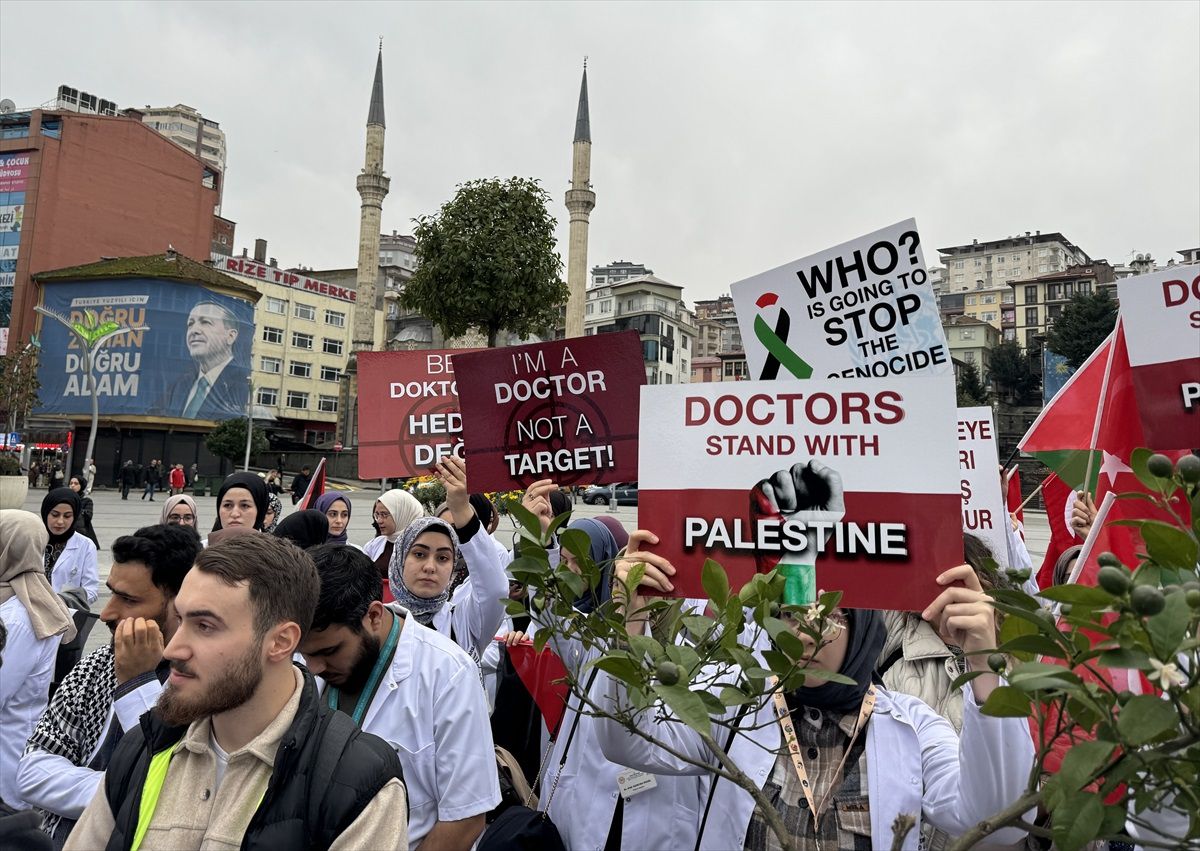 Rize'de doktor adayları, Trabzon'da çocuklar Gazze için yürüdü